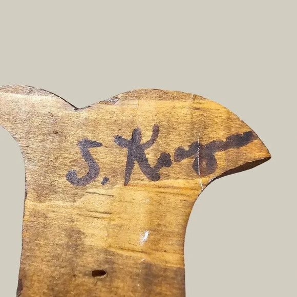 Floral Folk Art Handpainted Wood Carved Letter "G" Made in  USA Signed by Artist - Picture 5 of 10